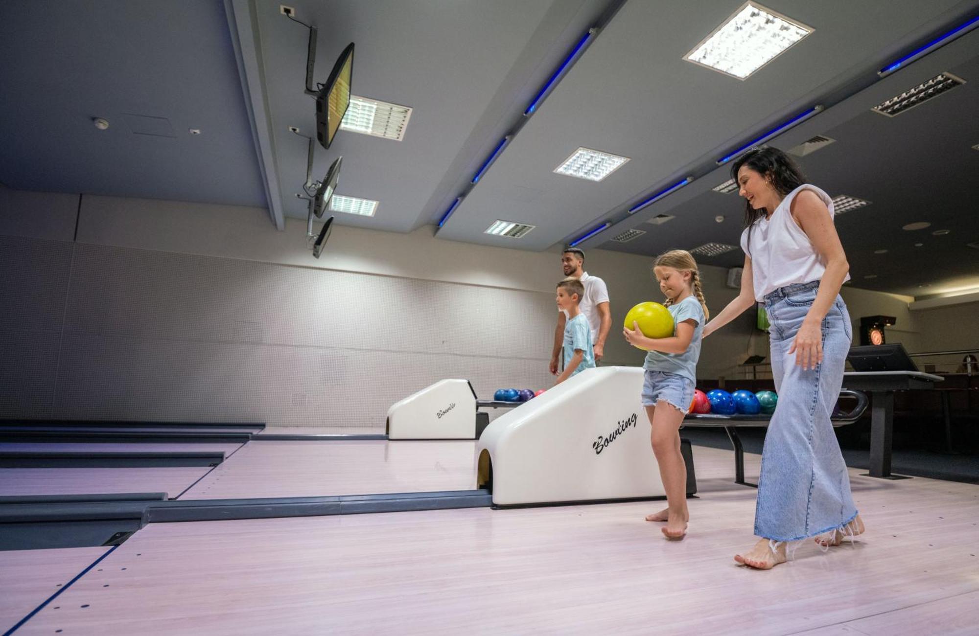 Bluesun Hotel Elaphusa Bol Ngoại thất bức ảnh